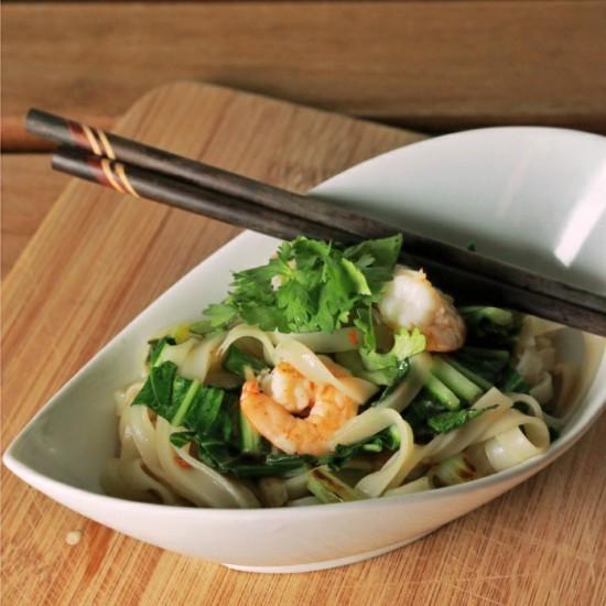 Rezeptbild: Reisnudeln mit Pak Choi und Garnelen