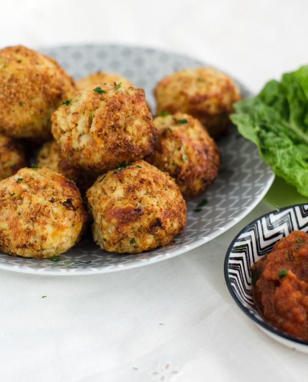 Rezeptbild: Blumenkohl-Mozzarella-Bällchen