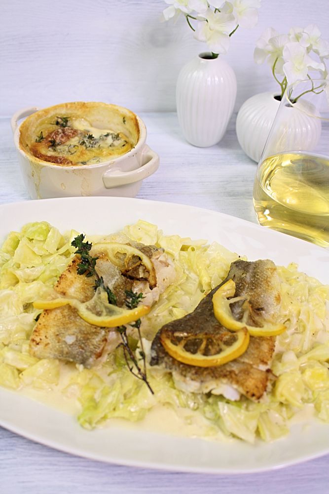 Rezeptbild: Skrei mit getrüffeltem Rahmspitzkohl