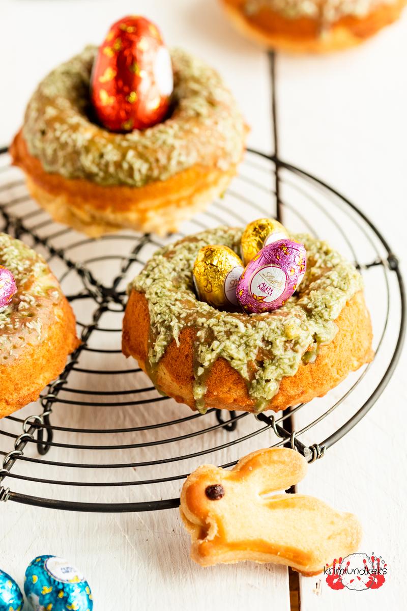 Rezeptbild: Donut-Osternester mit Kokos