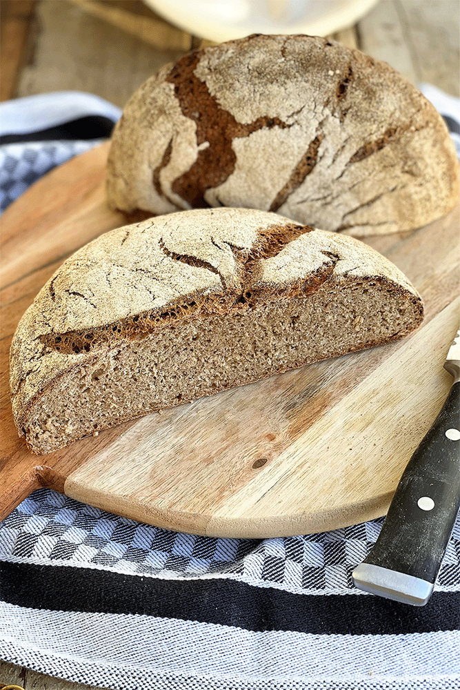 Rezeptbild: Roggen-Weizenbrot mit Sauerteig