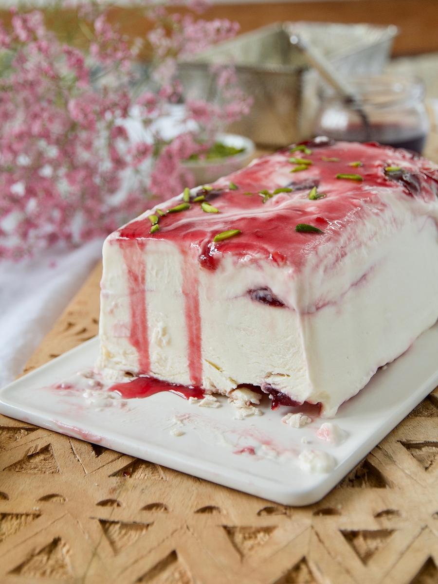 Rezeptbild: Sauerkirsch-Cheesecake-Eis