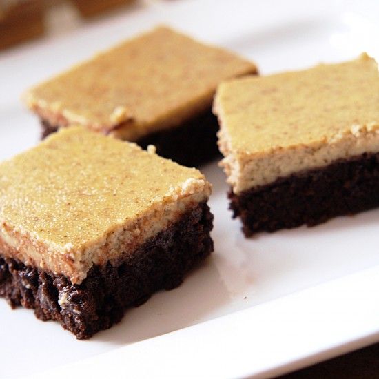 Rezeptbild: Brownies mit Vanille-Frischkäse-Creme