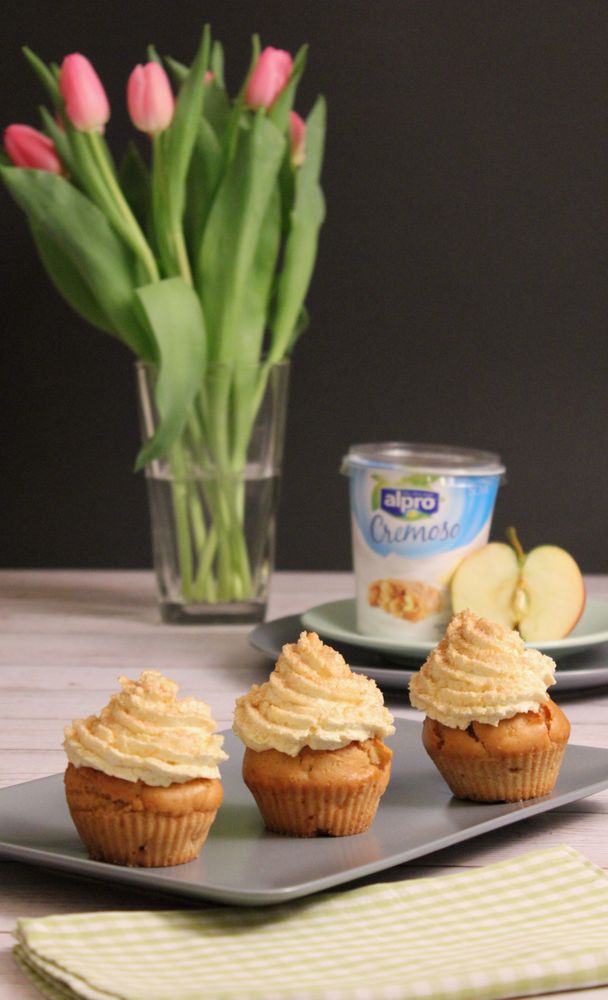 Rezeptbild: Apfel-Zimt-Cupcakes mit Apfelstrudel-Topping