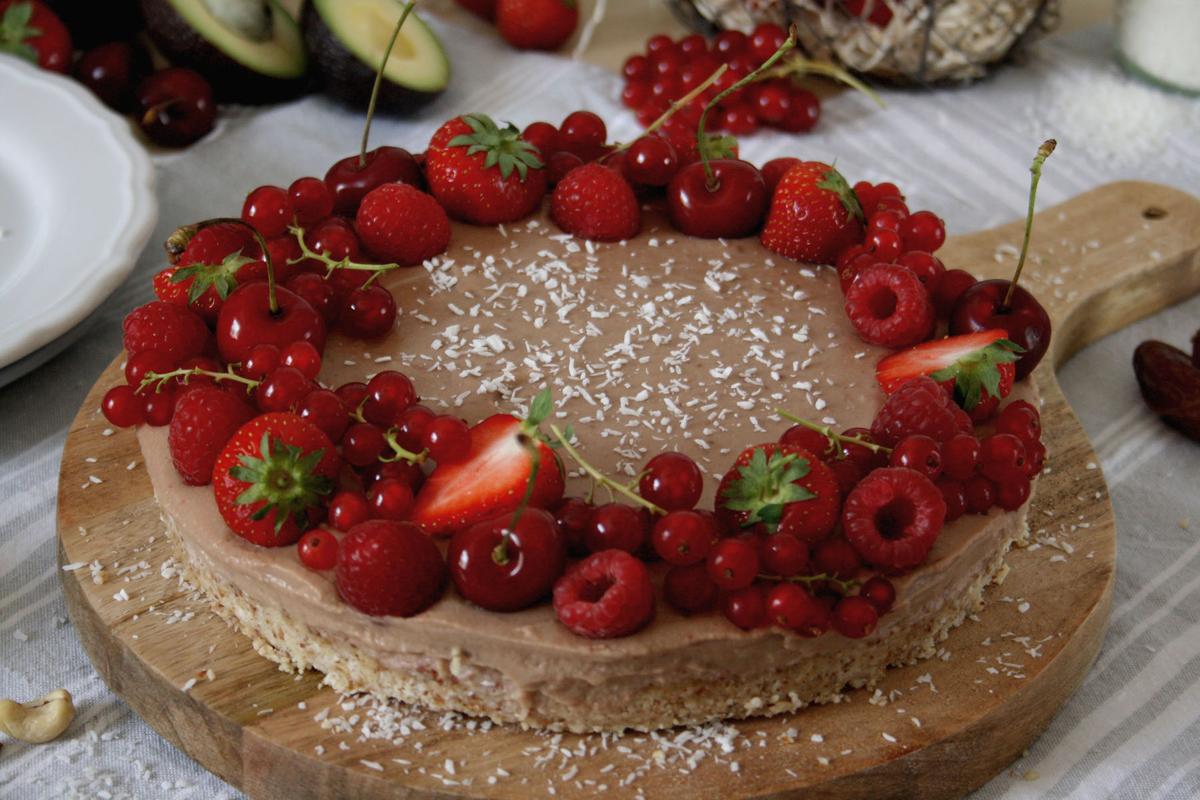 Rezeptbild: Gesunde Erdbeer-Kokos-Tarte ohne Backen