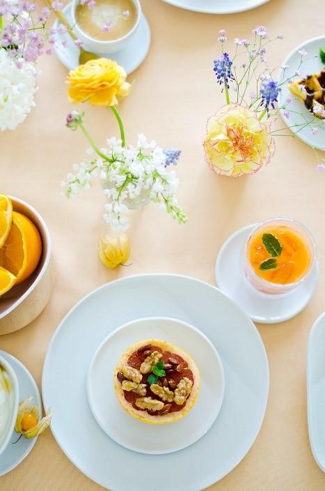 Rezeptbild: Karamellisierte Grapefruit und geeister Möhren-Apfel-Orangen-Saft