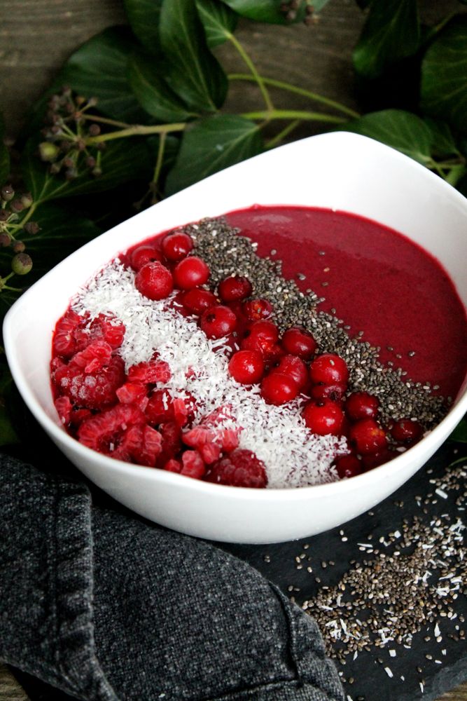 Rezeptbild: Frozen Berry Smoothie Bowl