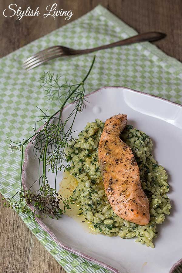 Rezeptbild: Im Ofen gegarter Lachs mit Erbsen-Minz-Risotto