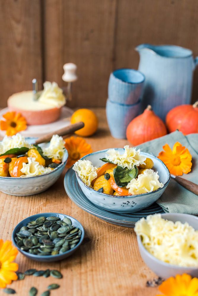 Rezeptbild: Kürbis Gnocchi mit Tête de Moine AOP