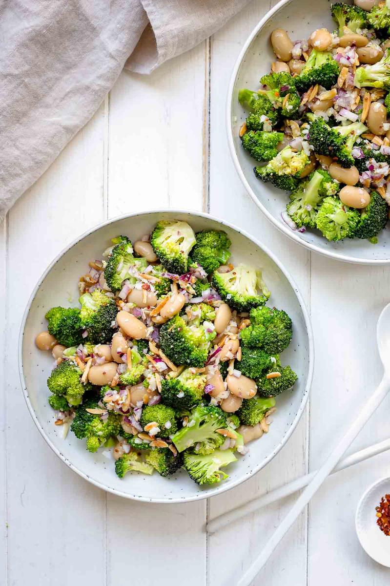 Rezeptbild: Super einfacher Brokkoli Salat