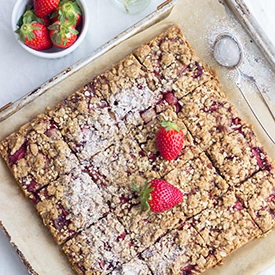 Rezeptbild: Erdbeer-Streusel-Schnitten
