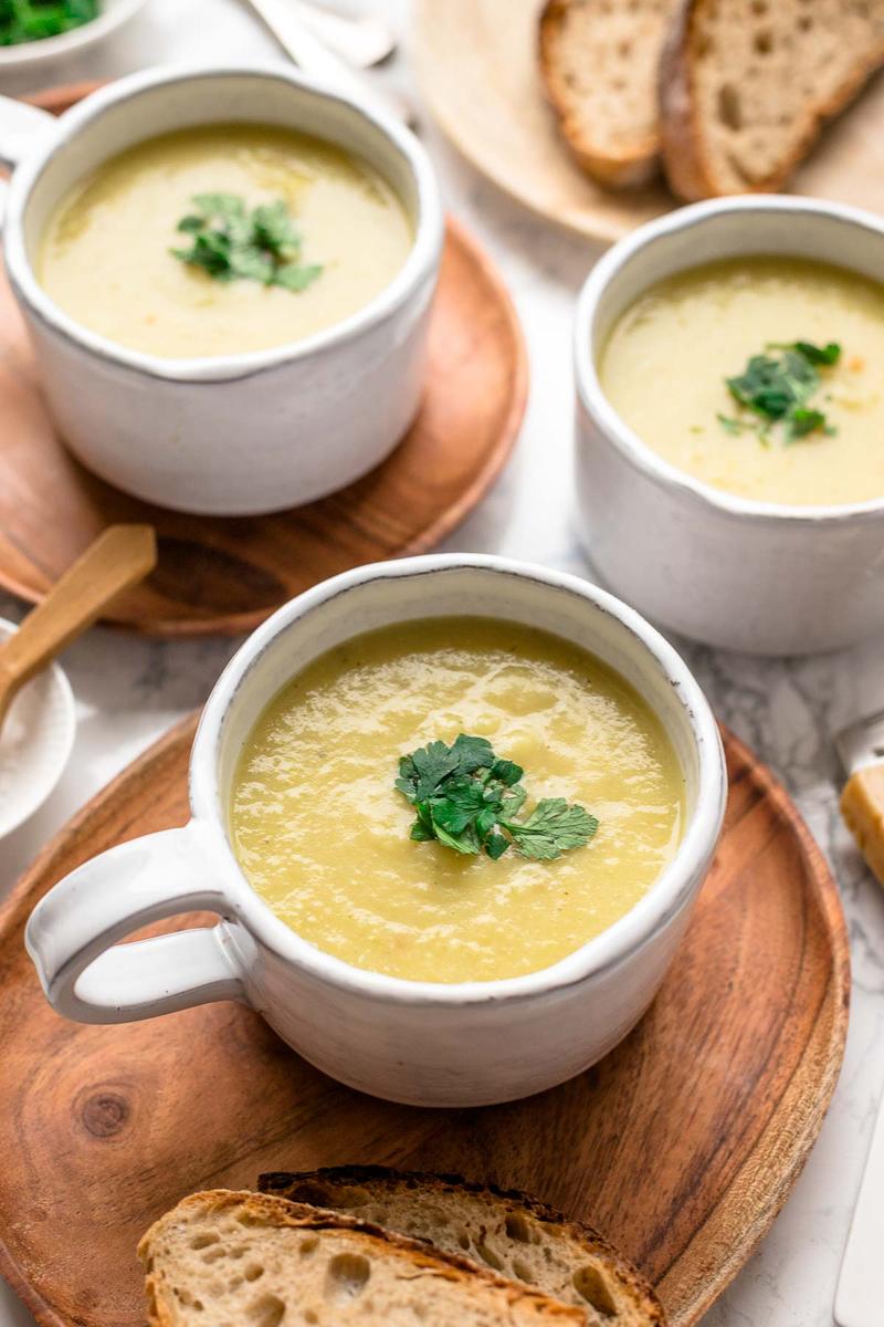 Rezeptbild: Kartoffelsuppe mit Pastinaken und Lauch