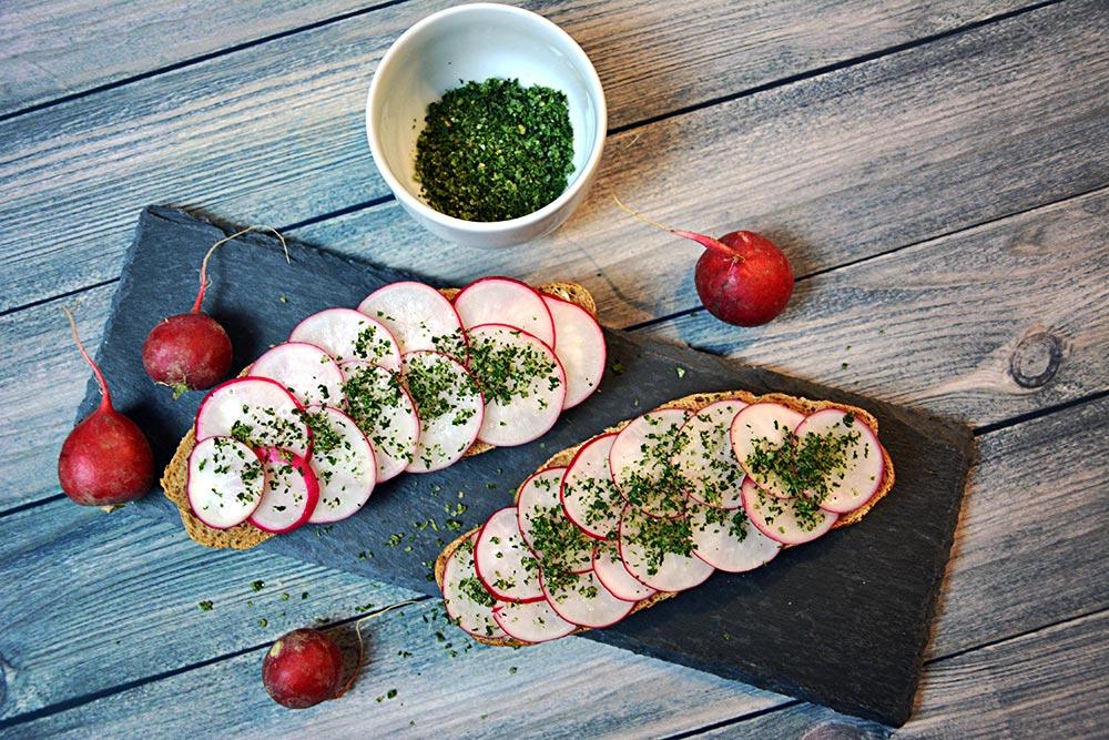 Rezeptbild: Selleriesalz selber machen