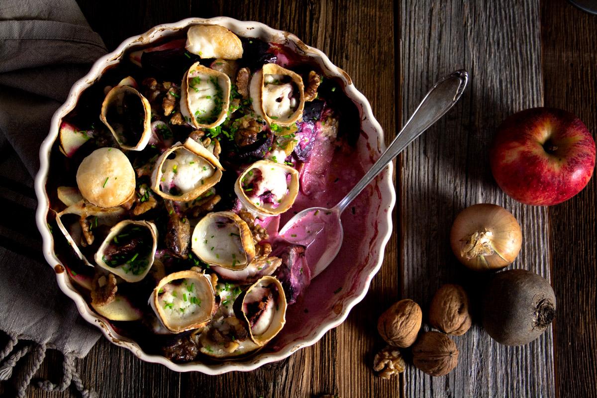 Rezeptbild: Rote-Bete-Apfel-Gratin mit Ziegenkäse