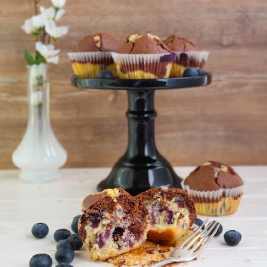 Rezeptbild: Marmor-Muffins mit Blaubeeren