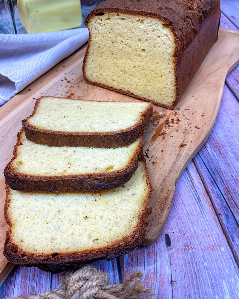 Rezeptbild: Fluffiges low carb Weißbrot backen