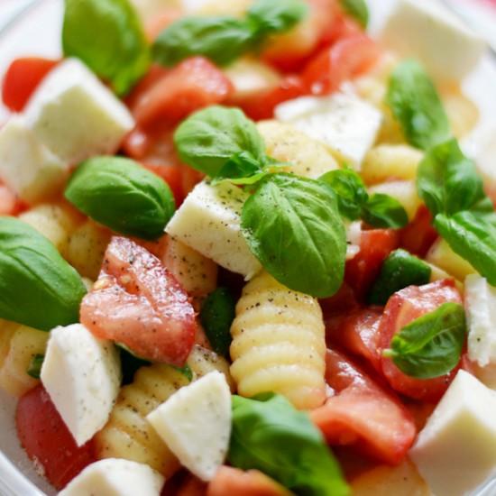 Rezeptbild: Gnocchi-Salat