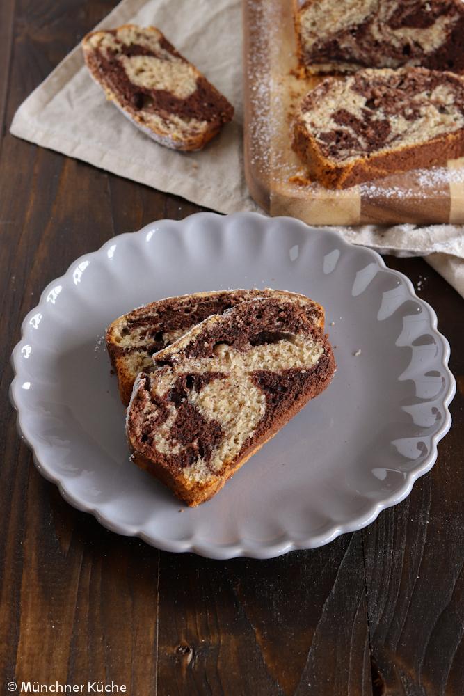 Rezeptbild: Saftiger Schokoladen-Nuss-Kuchen