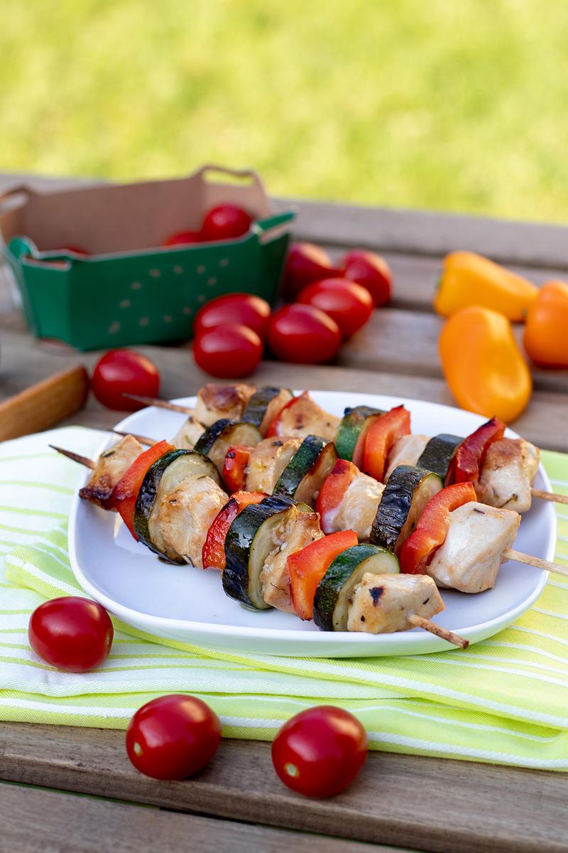 Rezeptbild: Zarte und fruchtige Hähnchenspieße