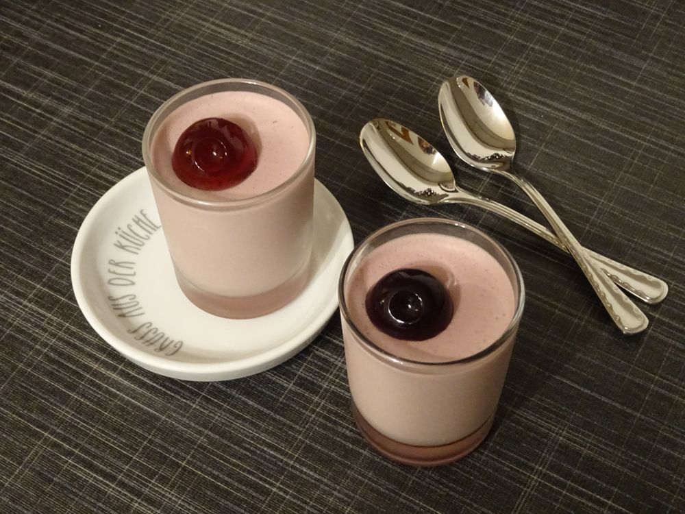 Rezeptbild: Rotweincreme