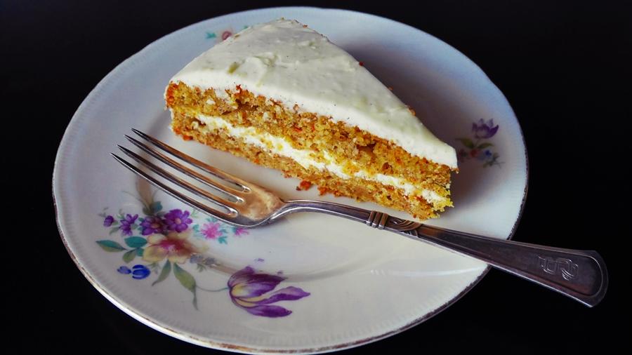 Rezeptbild: Möhrentorte Rüblitorte mit Frischkäsefüllung
