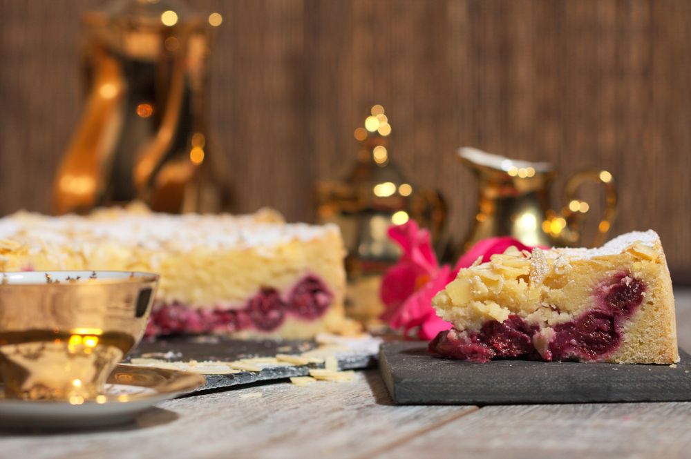 Rezeptbild: Spanischer Kirsch-Marzipan-Mandelkuchen