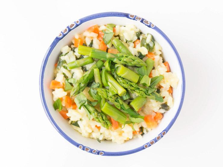 Rezeptbild: Bärlauch-Risotto mit grünem Spargel