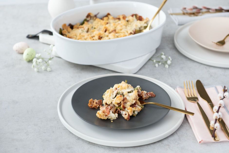 Rezeptbild: Herzhafter Crumble mit Spargel und Bacon