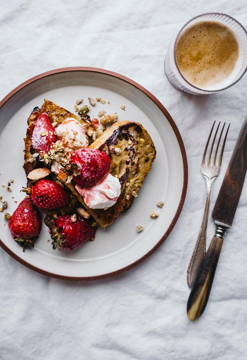 Rezeptbild: Cheesecake French Toast mit Erdbeeren
