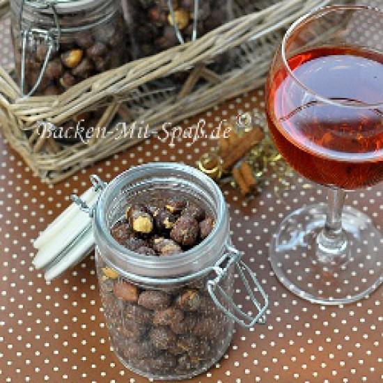 Rezeptbild: Geröstete Haselnüsse