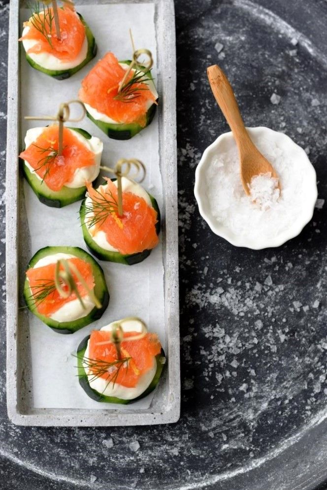 Rezeptbild: Lachs-Gurken-Häppchen, schickes Fingerfood oder leichte Vorspeise zum Fest