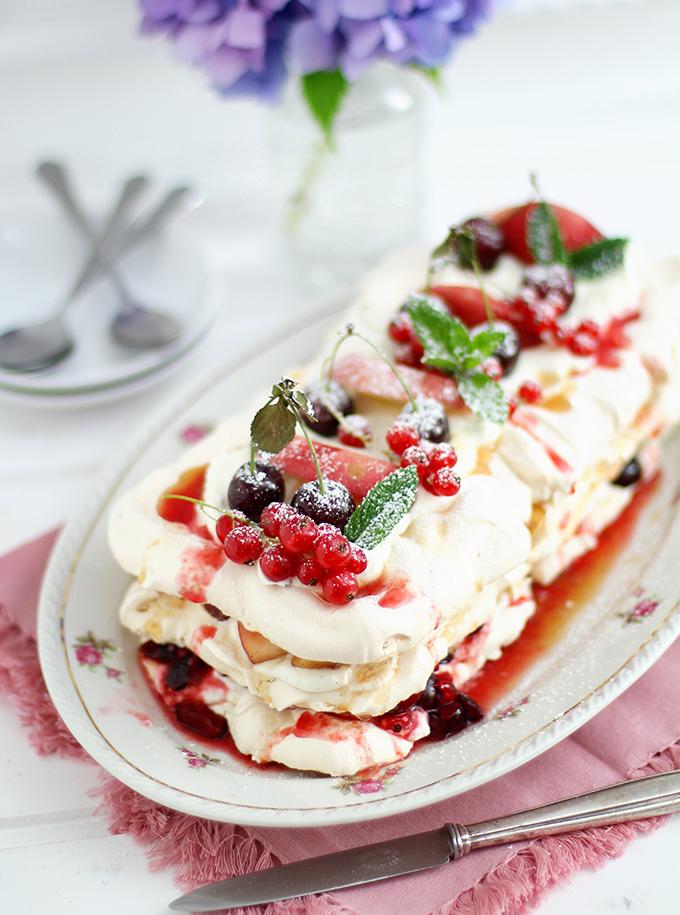 Rezeptbild: Pavlova mit Obst