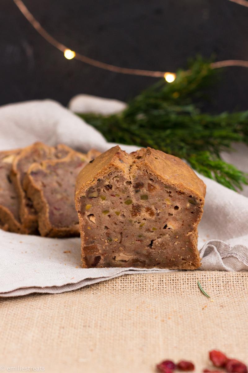 Rezeptbild: Glutenfreies Früchtebrot mit Reismehl
