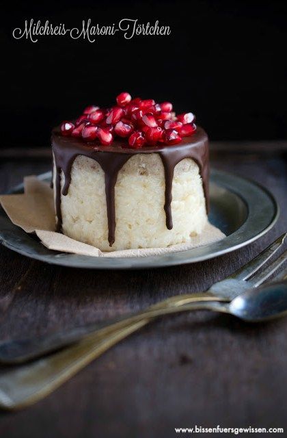 Rezeptbild: Veganes Milchreistörtchen mit Maroni und Granatapfel