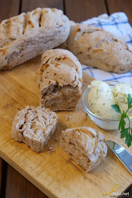 Rezeptbild: Mini Zwiebelbaguette