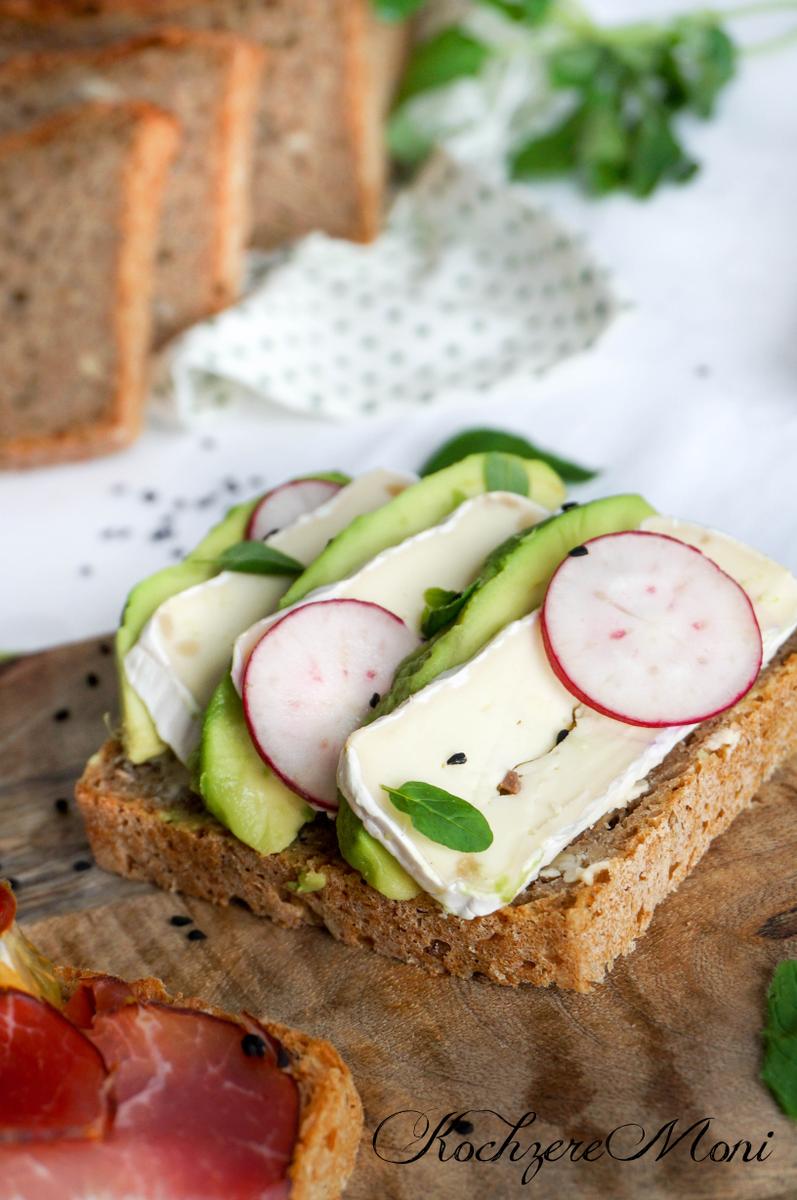 Rezeptbild: Roggenmischbrot mit Oregano