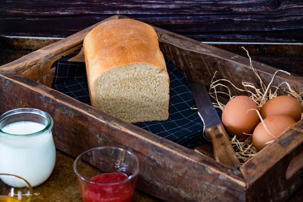 Rezeptbild: Butter-Dinkeltoastbrot