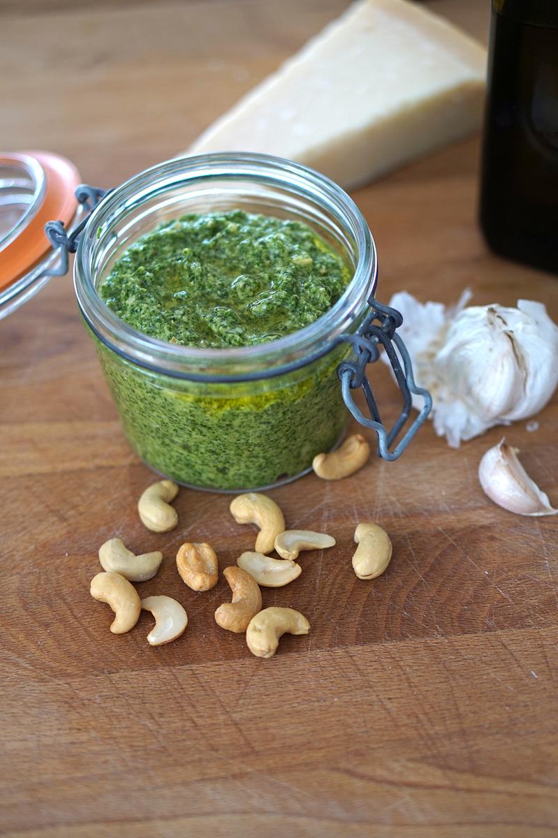 Rezeptbild: Rucola-Cashew Pesto