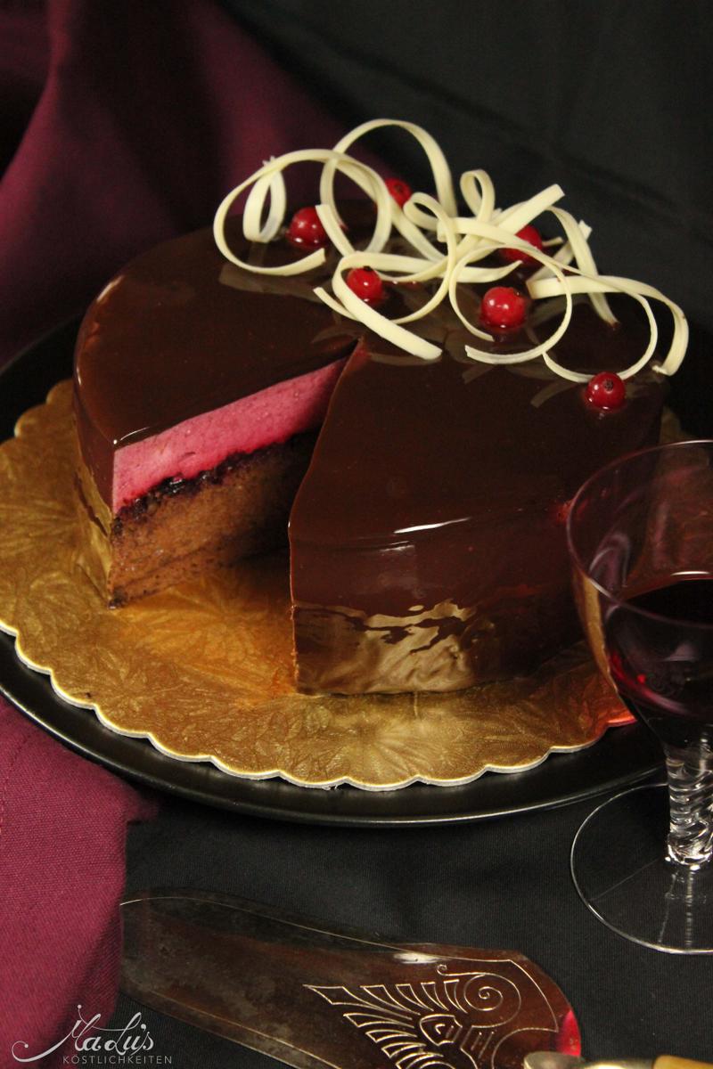Rezeptbild: Feine Schokoladen-Cassis Torte