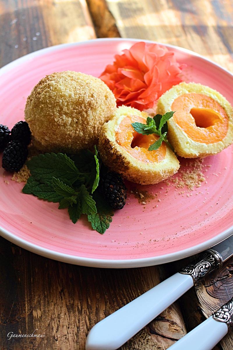 Rezeptbild: Marillenknödel aus Topfenteig