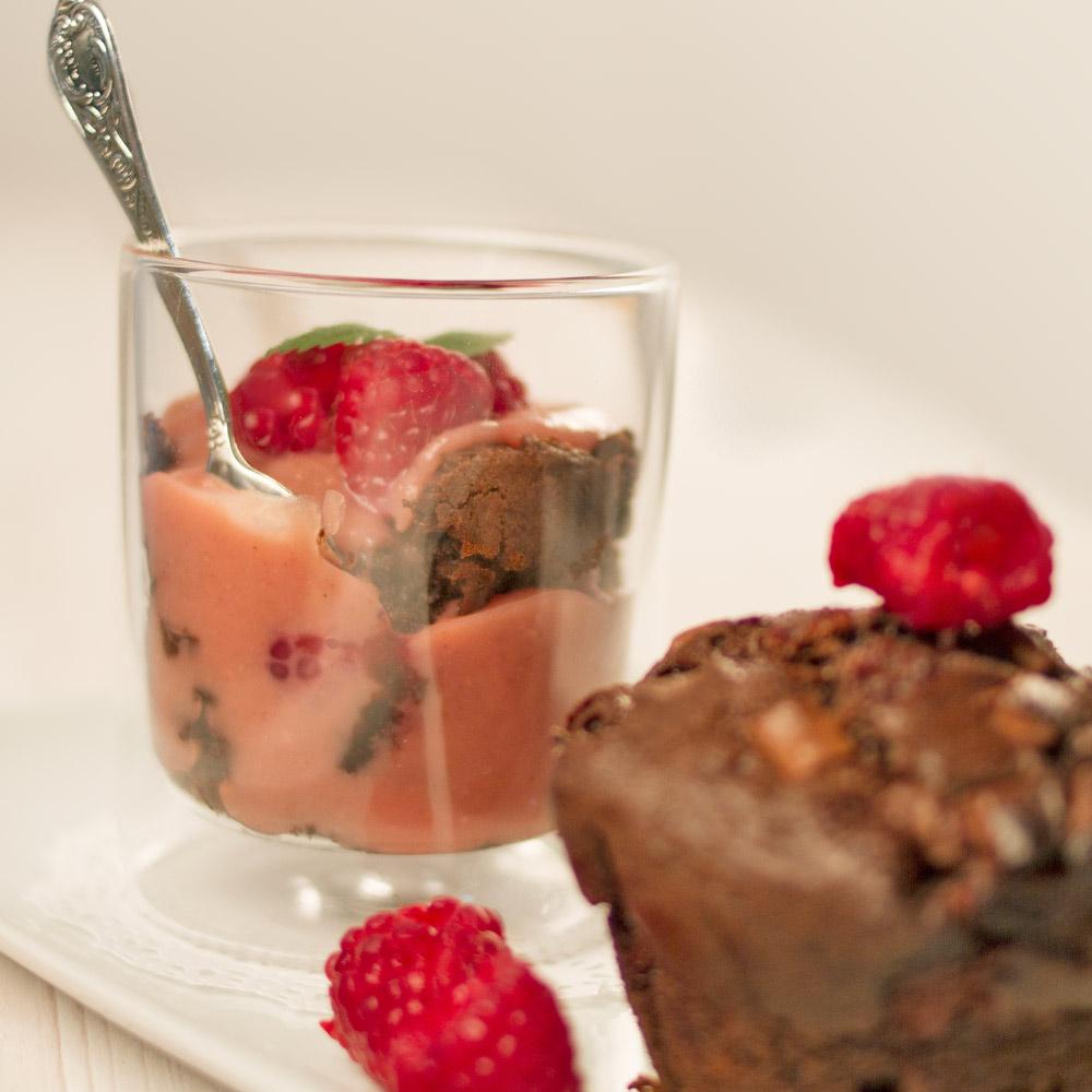 Rezeptbild: Himbeercurd mit Schokomuffin