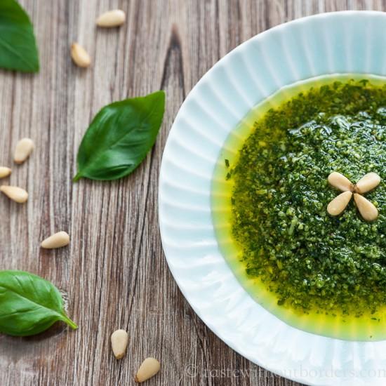 Rezeptbild: Basilikum-Pesto
