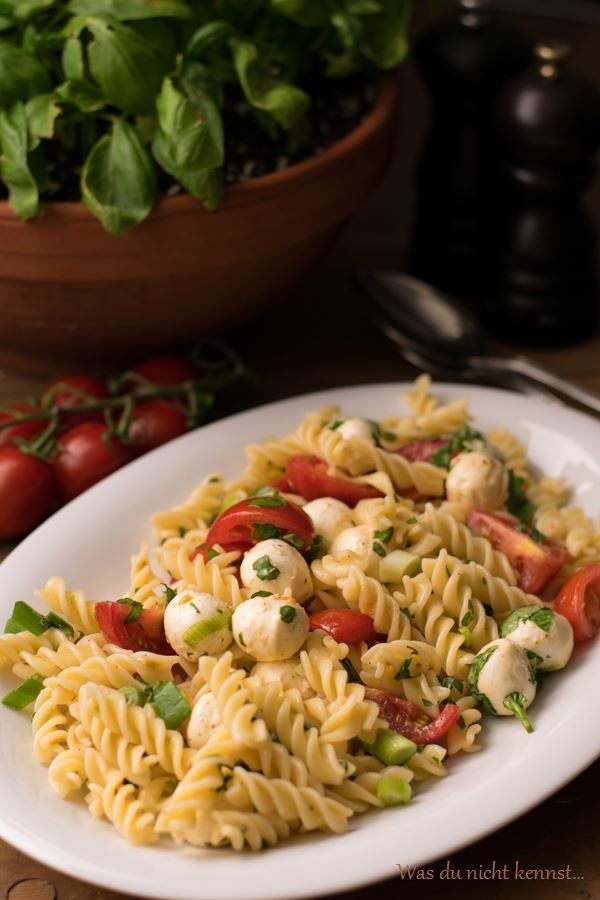 Rezeptbild: Nudelsalat Caprese