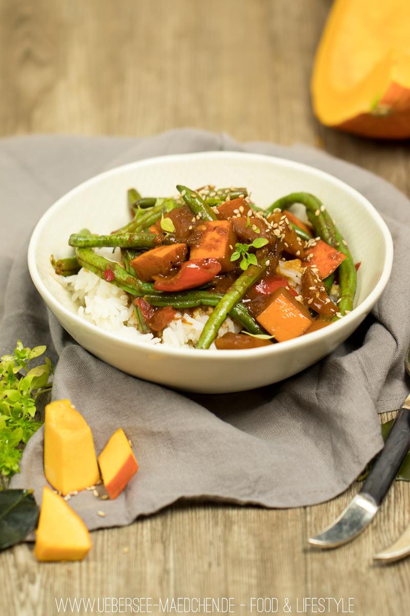 Rezeptbild: Kürbis-Curry mit Hokkaido, Paprika und Bohnen