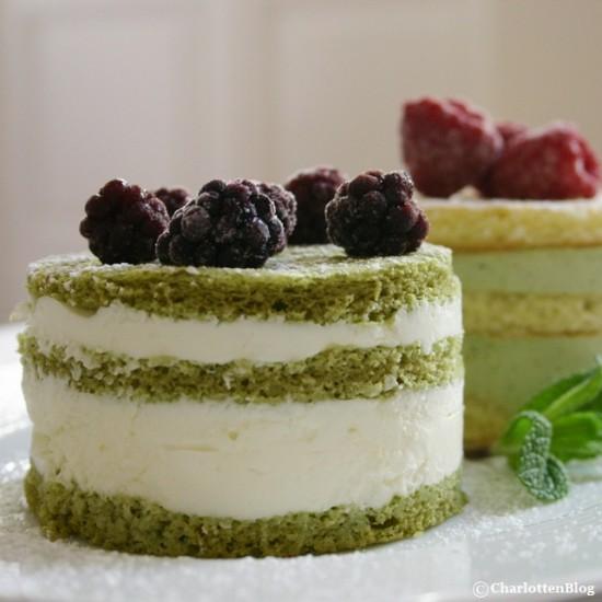 Rezeptbild: Matcha-Kokos-Törtchen