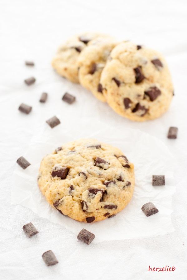 Rezeptbild: Chocolate Chip Cookies mit hartgekochten Ei