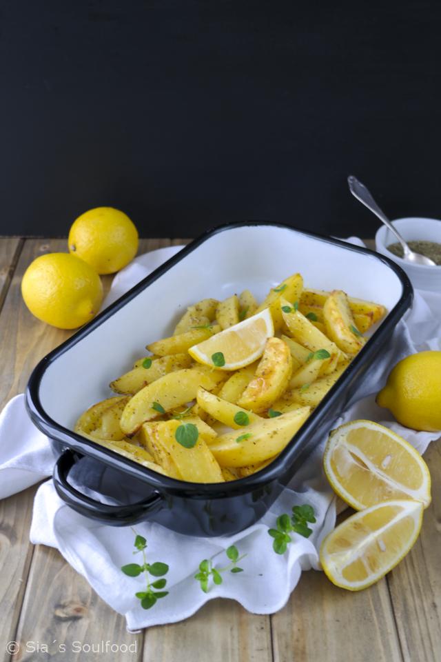 Rezeptbild: Ofenkartoffeln mit Zitrone