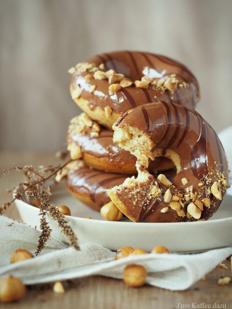 Rezeptbild: Haselnuss-Nougat-Donuts