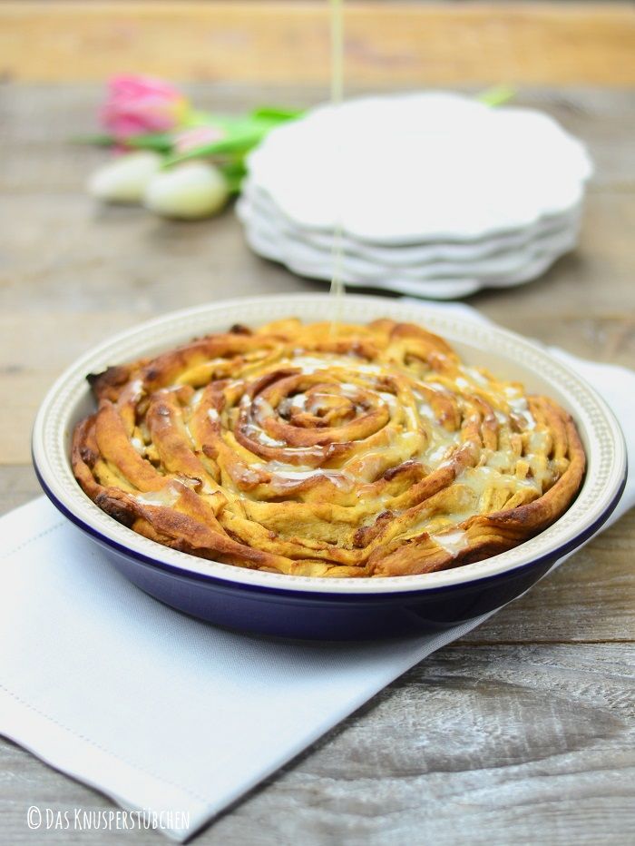 Rezeptbild: Browned Butter-Peach-Cinnamon-Pinwheel