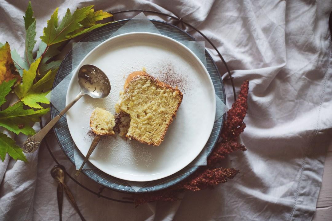 Rezeptbild: Bananenbrot mit Crème fraîche
